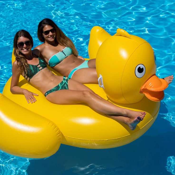 Pool Products Canada, Giant Lucky Ducky Ride-On Pool Float